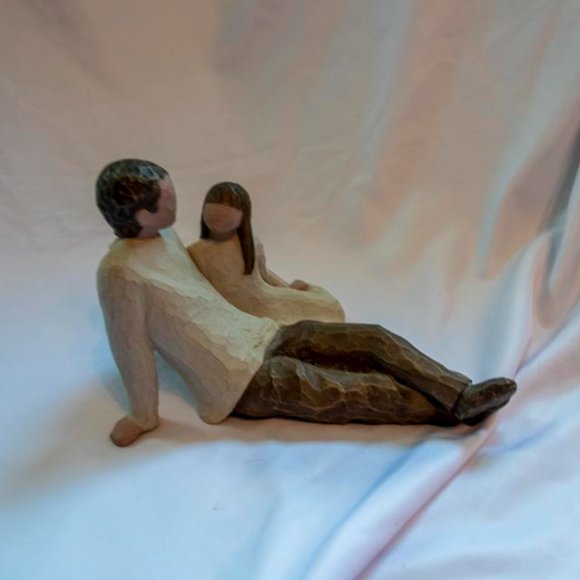 Willow Tree Figurine - Father and Daughter- 2000 - Picture 3 of 6